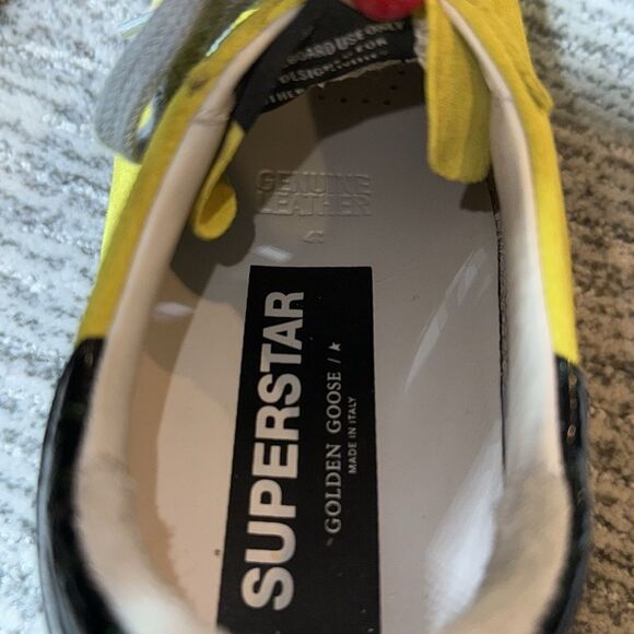 New Golden Goose SUPERSTAR DISTRESSED TRAINERS IN YELLOW Size 41 - Picture 10 of 12